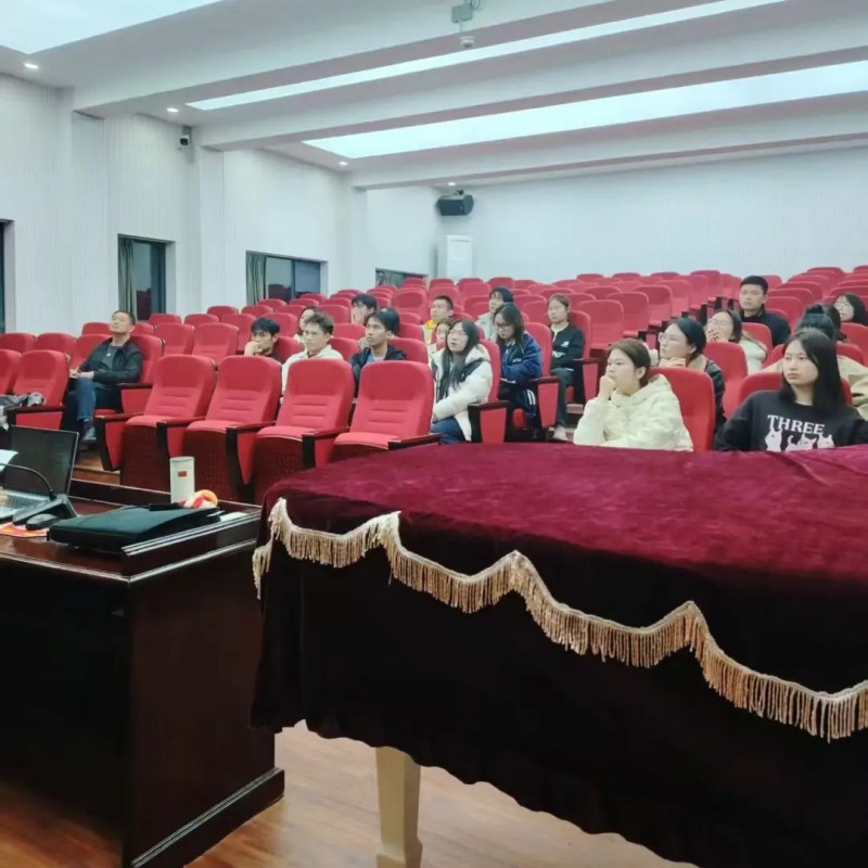 常德新德才職業(yè)學校舉辦青年教師教學比武賽前專項培訓助力教師技能提升