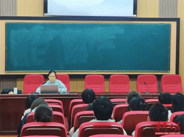 2025年青年教師教學比武活動圓滿落幕